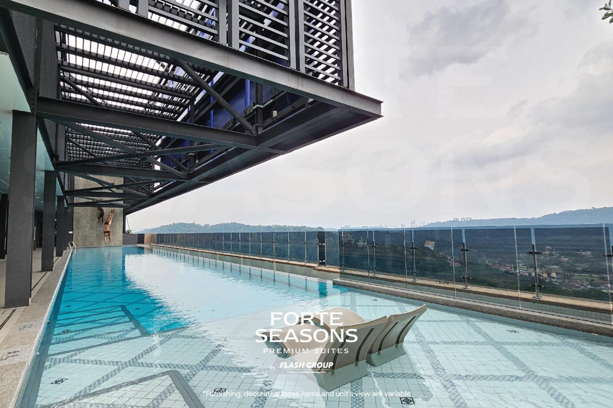 Forte Seasons Mossaz Premium Suites Петалинг-Джая Экстерьер фото
