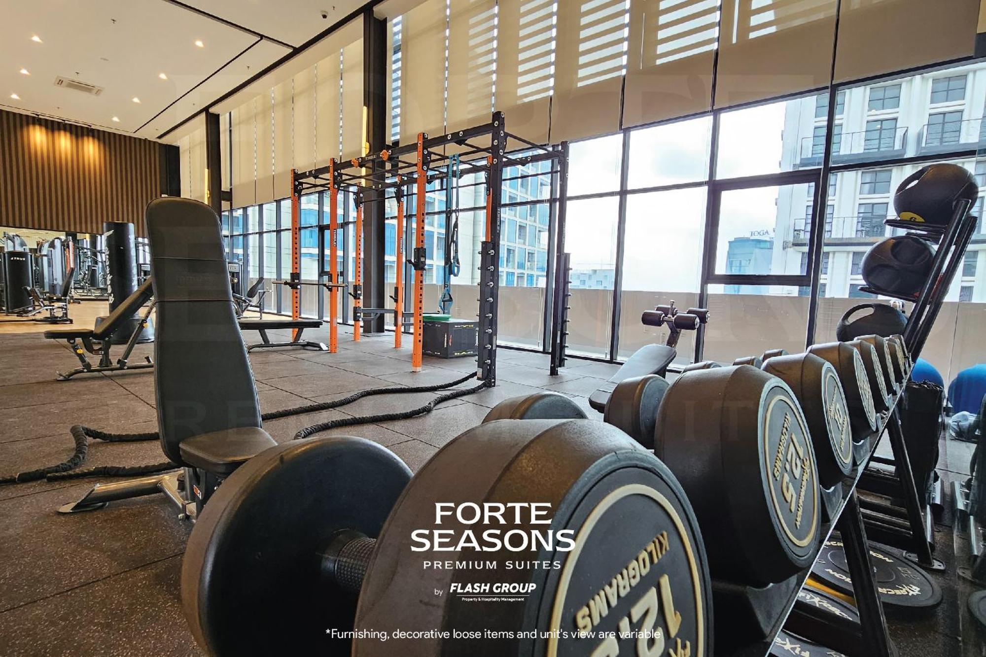 Forte Seasons Mossaz Premium Suites Петалинг-Джая Экстерьер фото